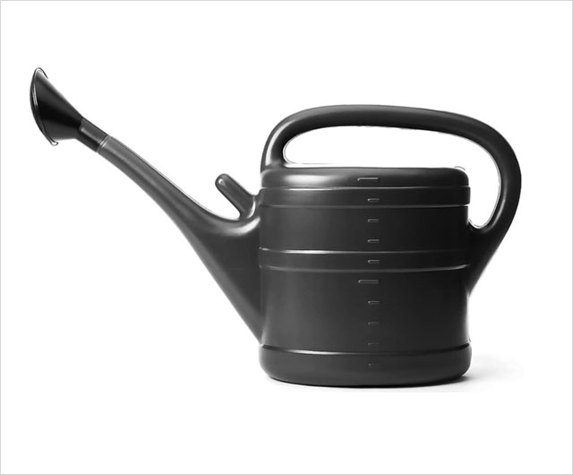 Große Gießkanne für den Garten: 10 Liter Fassungsvermögen für effektive Bewässerung